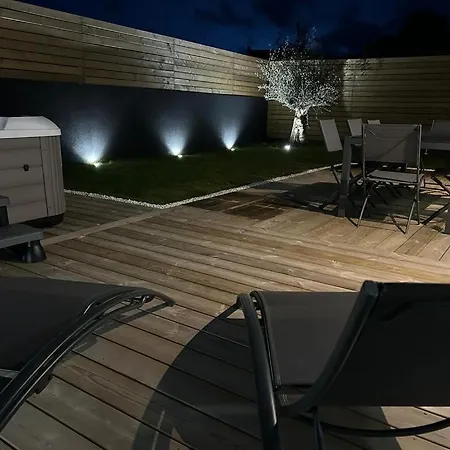 Brehat Vue Et Jacuzzi *